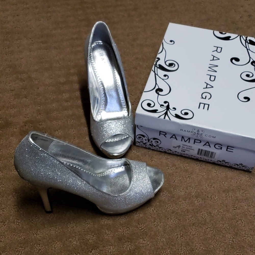 NIB Rampage Gracee Silver Sparkle Heels